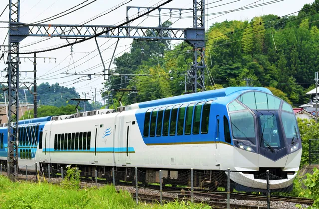 近鉄特急「しまかぜ」の写真