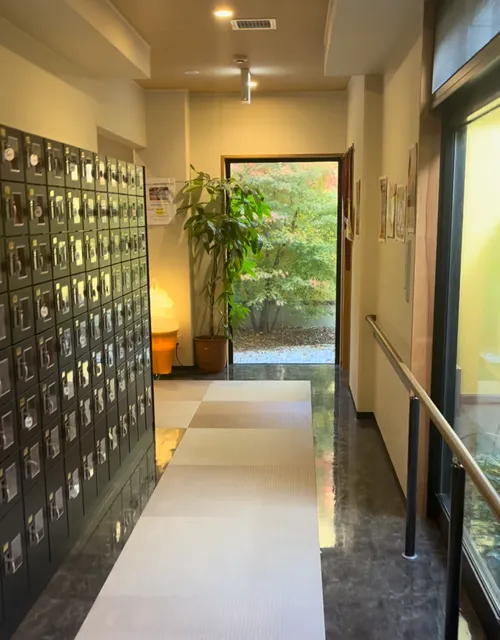 榊原温泉湯の瀬のエントランス